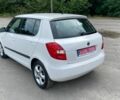 Белый Шкода Фабия, объемом двигателя 1.2 л и пробегом 209 тыс. км за 6500 $, фото 3 на Automoto.ua