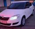 Белый Шкода Фабия, объемом двигателя 1.2 л и пробегом 314 тыс. км за 3800 $, фото 1 на Automoto.ua