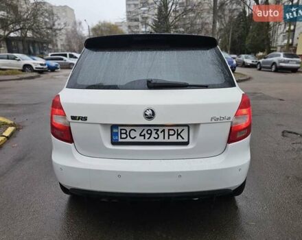 Белый Шкода Фабия, объемом двигателя 1.39 л и пробегом 213 тыс. км за 6999 $, фото 8 на Automoto.ua
