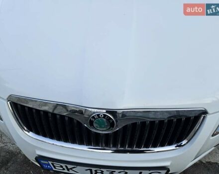 Белый Шкода Фабия, объемом двигателя 1.6 л и пробегом 198 тыс. км за 5200 $, фото 27 на Automoto.ua