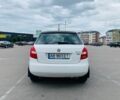 Белый Шкода Фабия, объемом двигателя 1.2 л и пробегом 286 тыс. км за 4100 $, фото 1 на Automoto.ua
