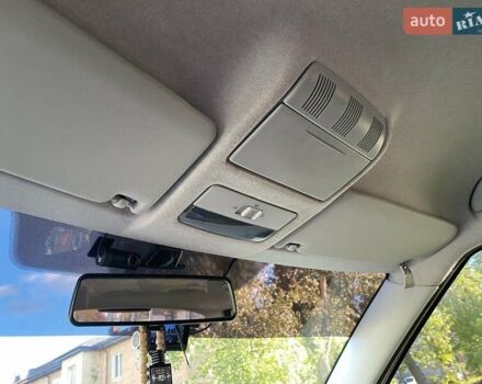 Белый Шкода Фабия, объемом двигателя 1.2 л и пробегом 112 тыс. км за 6400 $, фото 9 на Automoto.ua