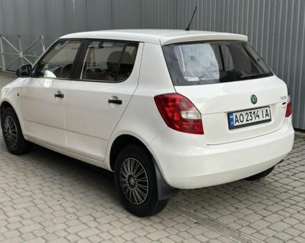 Білий Шкода Фабія, об'ємом двигуна 1.2 л та пробігом 260 тис. км за 4200 $, фото 1 на Automoto.ua