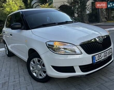Белый Шкода Фабия, объемом двигателя 1.6 л и пробегом 207 тыс. км за 5590 $, фото 8 на Automoto.ua