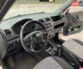 Белый Шкода Фабия, объемом двигателя 1.39 л и пробегом 230 тыс. км за 3698 $, фото 37 на Automoto.ua