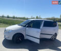 Белый Шкода Фабия, объемом двигателя 1.2 л и пробегом 206 тыс. км за 5100 $, фото 1 на Automoto.ua