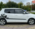 Шкода Фабия 2011 в Львове на Automoto.ua Белый Шкода Фабия, объемом двигателя 1.2 л и пробегом 102 тыс. км за 5500 $, фото 7 на Automoto.ua