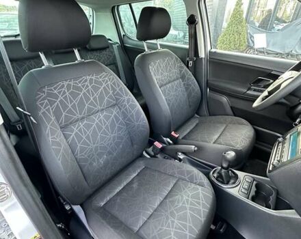 Шкода Фабия 2011 в Буче на Automoto.ua Белый Шкода Фабия, объемом двигателя 1.2 л и пробегом 156 тыс. км за 6300 $, фото 20 на Automoto.ua