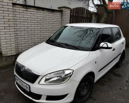 Белый Шкода Фабия, объемом двигателя 1.2 л и пробегом 264 тыс. км за 4600 $, фото 3 на Automoto.ua