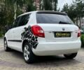 Белый Шкода Фабия, объемом двигателя 1.2 л и пробегом 102 тыс. км за 5500 $, фото 4 на Automoto.ua