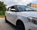 Белый Шкода Фабия, объемом двигателя 1.4 л и пробегом 0 тыс. км за 3300 $, фото 1 на Automoto.ua