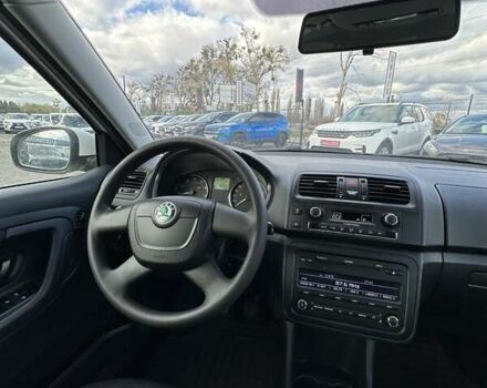 Шкода Фабия 2011 в Буче на Automoto.ua Белый Шкода Фабия, объемом двигателя 1.2 л и пробегом 156 тыс. км за 6300 $, фото 25 на Automoto.ua