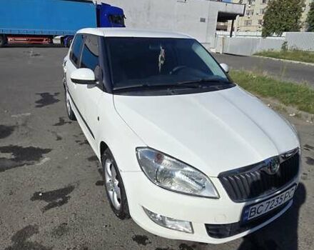 Белый Шкода Фабия, объемом двигателя 1.2 л и пробегом 102 тыс. км за 4700 $, фото 12 на Automoto.ua