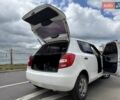 Шкода Фабия 2011 в Виннице на Automoto.ua Белый Шкода Фабия, объемом двигателя 1.2 л и пробегом 230 тыс. км за 4800 $, фото 5 на Automoto.ua