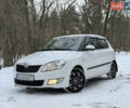 Белый Шкода Фабия, объемом двигателя 1.6 л и пробегом 180 тыс. км за 5499 $, фото 1 на Automoto.ua
