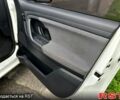 Белый Шкода Фабия, объемом двигателя 1.4 л и пробегом 220 тыс. км за 4950 $, фото 7 на Automoto.ua