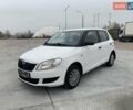 Белый Шкода Фабия, объемом двигателя 1.39 л и пробегом 230 тыс. км за 3698 $, фото 59 на Automoto.ua