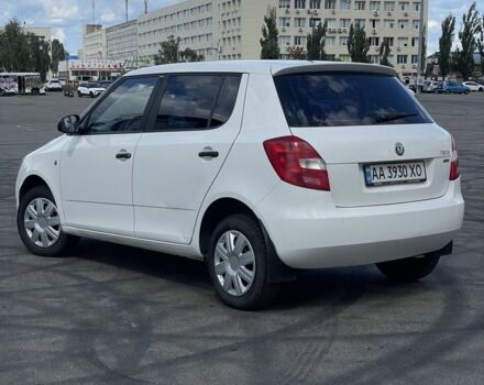 Білий Шкода Фабія, об'ємом двигуна 1.4 л та пробігом 242 тис. км за 3850 $, фото 5 на Automoto.ua