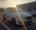Белый Шкода Фабия, объемом двигателя 1.39 л и пробегом 256 тыс. км за 3400 $, фото 1 на Automoto.ua