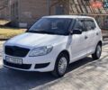 Білий Шкода Фабія, об'ємом двигуна 1.39 л та пробігом 385 тис. км за 3799 $, фото 1 на Automoto.ua