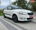 Белый Шкода Фабия, объемом двигателя 1.2 л и пробегом 190 тыс. км за 6958 $, фото 1 на Automoto.ua