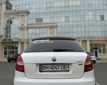 Шкода Фабия 2011 в Одессе на Automoto.ua Белый Шкода Фабия, объемом двигателя 1.4 л и пробегом 363 тыс. км за 4900 $, фото 2 на Automoto.ua