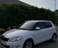 Белый Шкода Фабия, объемом двигателя 1.39 л и пробегом 165 тыс. км за 6500 $, фото 1 на Automoto.ua