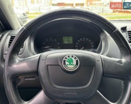 Шкода Фабия 2011 в Виннице на Automoto.ua Белый Шкода Фабия, объемом двигателя 1.2 л и пробегом 230 тыс. км за 4800 $, фото 12 на Automoto.ua