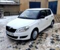 Білий Шкода Фабія, об'ємом двигуна 1.2 л та пробігом 29000 тис. км за 4600 $, фото 1 на Automoto.ua
