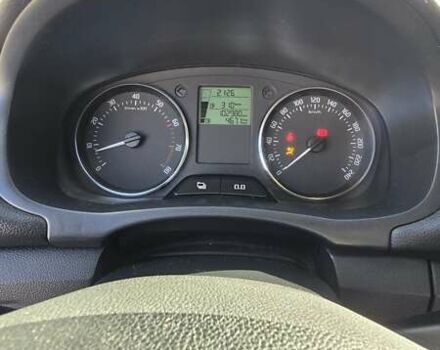 Белый Шкода Фабия, объемом двигателя 1.2 л и пробегом 102 тыс. км за 4700 $, фото 17 на Automoto.ua