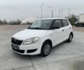 Белый Шкода Фабия, объемом двигателя 1.4 л и пробегом 169 тыс. км за 4400 $, фото 1 на Automoto.ua