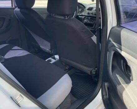 Білий Шкода Фабія, об'ємом двигуна 1.4 л та пробігом 242 тис. км за 3850 $, фото 12 на Automoto.ua