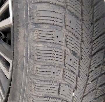 Белый Шкода Фабия, объемом двигателя 1.6 л и пробегом 274 тыс. км за 5500 $, фото 4 на Automoto.ua