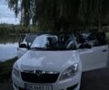 Белый Шкода Фабия, объемом двигателя 1.6 л и пробегом 303 тыс. км за 6000 $, фото 1 на Automoto.ua