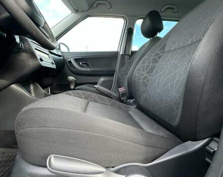 Шкода Фабия 2011 в Буче на Automoto.ua Белый Шкода Фабия, объемом двигателя 1.2 л и пробегом 156 тыс. км за 6300 $, фото 22 на Automoto.ua