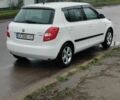 Білий Шкода Фабія, об'ємом двигуна 1.4 л та пробігом 200 тис. км за 5500 $, фото 4 на Automoto.ua