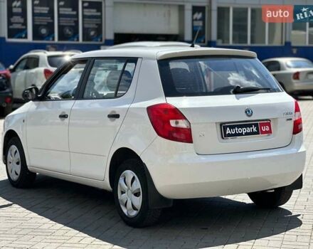 Белый Шкода Фабия, объемом двигателя 1.2 л и пробегом 173 тыс. км за 4990 $, фото 6 на Automoto.ua