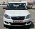 Белый Шкода Фабия, объемом двигателя 1.2 л и пробегом 173 тыс. км за 4990 $, фото 1 на Automoto.ua