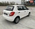 Белый Шкода Фабия, объемом двигателя 1.39 л и пробегом 230 тыс. км за 3698 $, фото 4 на Automoto.ua