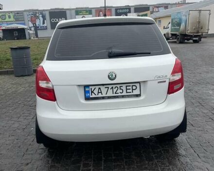Білий Шкода Фабія, об'ємом двигуна 1.2 л та пробігом 298 тис. км за 4500 $, фото 4 на Automoto.ua