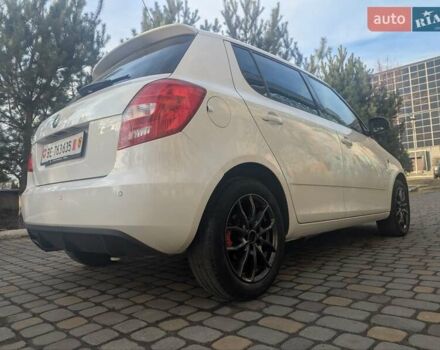 Белый Шкода Фабия, объемом двигателя 1.4 л и пробегом 155 тыс. км за 7950 $, фото 18 на Automoto.ua