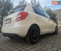 Белый Шкода Фабия, объемом двигателя 1.4 л и пробегом 155 тыс. км за 7950 $, фото 18 на Automoto.ua