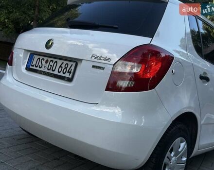 Белый Шкода Фабия, объемом двигателя 1.6 л и пробегом 207 тыс. км за 5590 $, фото 47 на Automoto.ua