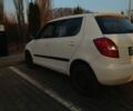 Белый Шкода Фабия, объемом двигателя 1.39 л и пробегом 256 тыс. км за 3400 $, фото 1 на Automoto.ua