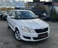 Шкода Фабия 2011 в Буче на Automoto.ua Белый Шкода Фабия, объемом двигателя 1.2 л и пробегом 156 тыс. км за 6300 $, фото 2 на Automoto.ua