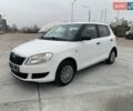 Белый Шкода Фабия, объемом двигателя 1.39 л и пробегом 230 тыс. км за 3999 $, фото 1 на Automoto.ua