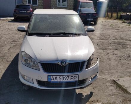 Білий Шкода Фабія, об'ємом двигуна 1.2 л та пробігом 263 тис. км за 3200 $, фото 5 на Automoto.ua