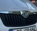 Белый Шкода Фабия, объемом двигателя 1.6 л и пробегом 207 тыс. км за 5590 $, фото 13 на Automoto.ua