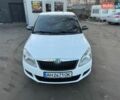 Білий Шкода Фабія, об'ємом двигуна 1.39 л та пробігом 220 тис. км за 3950 $, фото 1 на Automoto.ua