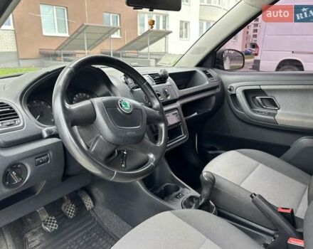 Шкода Фабия 2011 в Виннице на Automoto.ua Белый Шкода Фабия, объемом двигателя 1.2 л и пробегом 230 тыс. км за 4800 $, фото 11 на Automoto.ua